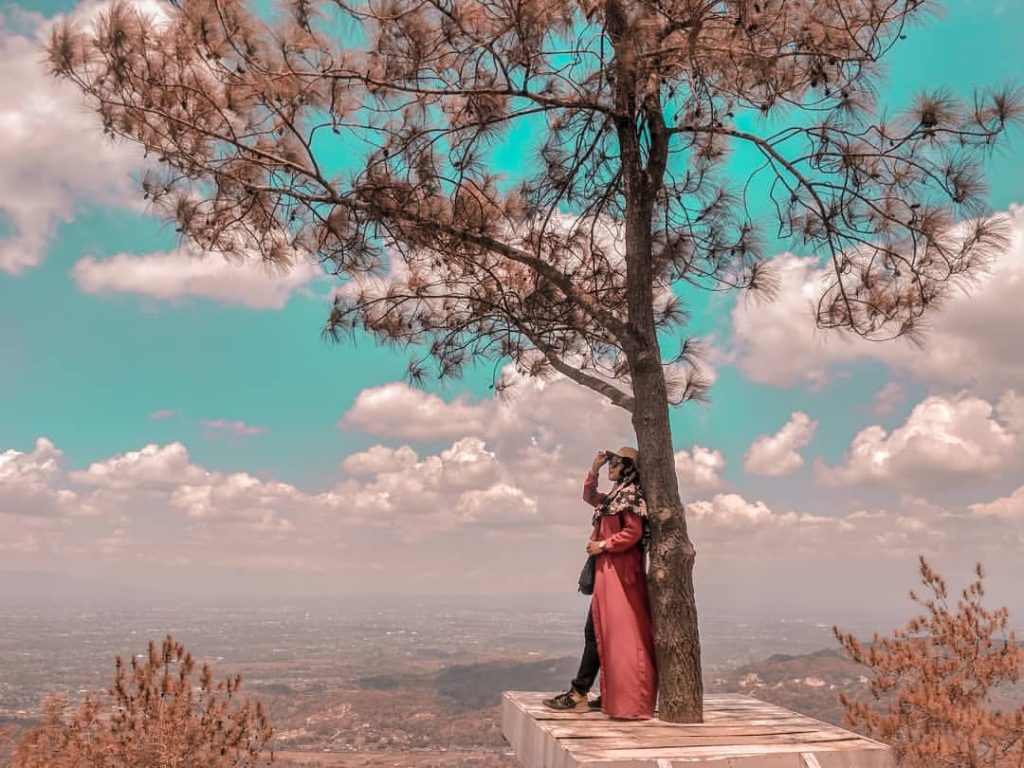 Salah satu spot foto di wisata Puncak Becici