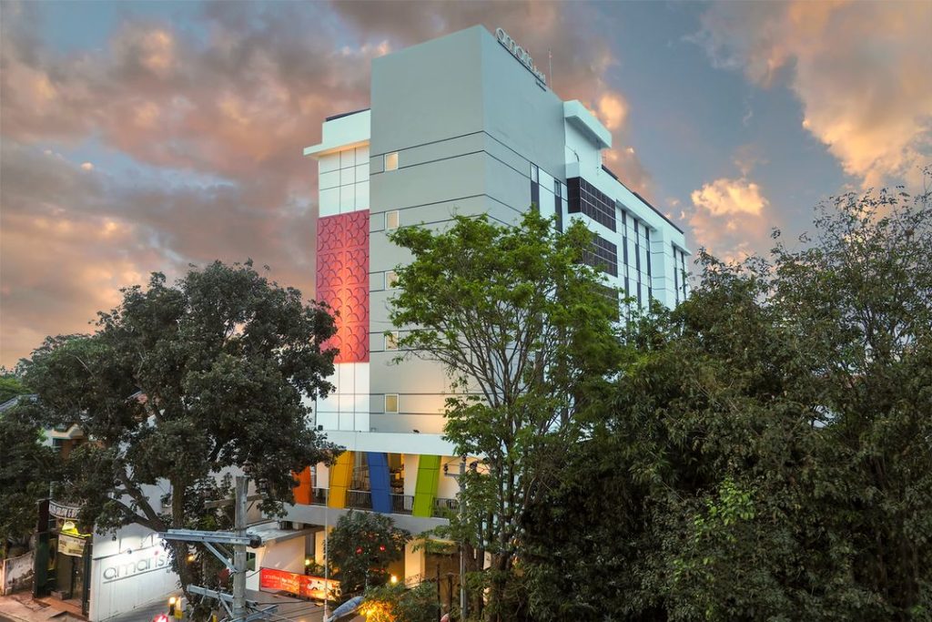 Ilustrasi Amaris Hotel Sriwedari Solo yang nampak elegan, sumber: ik.imagekit.io