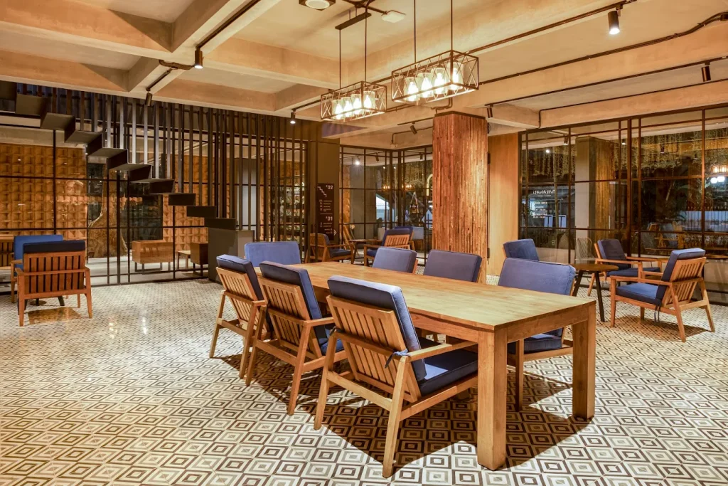 Suasana Natahati Coffee & Eatery yang tampak instagramable, sumber: gmaps