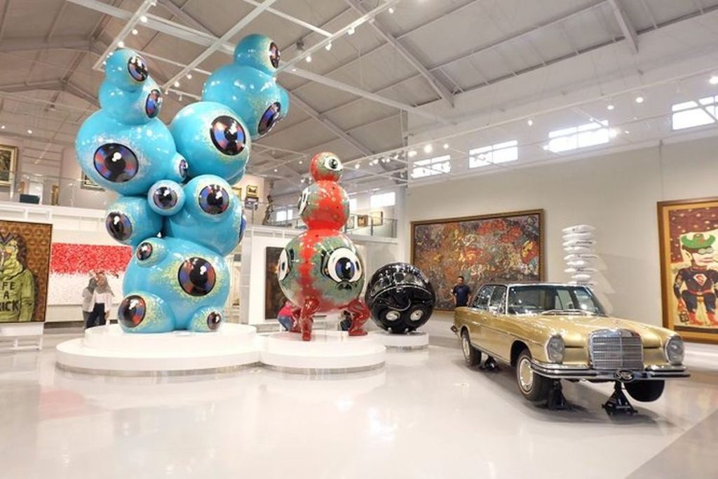 Suasan di dalam Museum Privat Tumurun, sumber: instagram